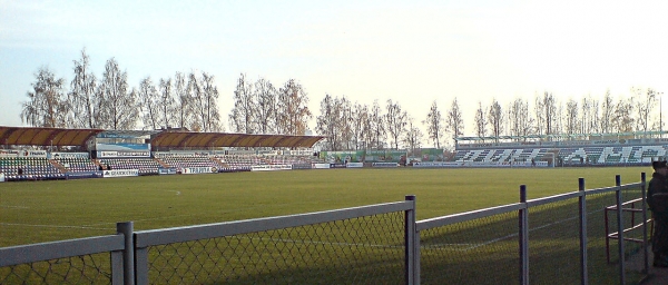 Стадион "Динамо-Юни", ул. Вышелесского 4, г. Минск